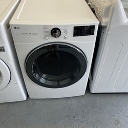 LG Front Load Gas Dryer / Stackable 