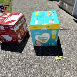 Pampers And Huggies Size 1