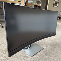 HP Curved Monitor 34”