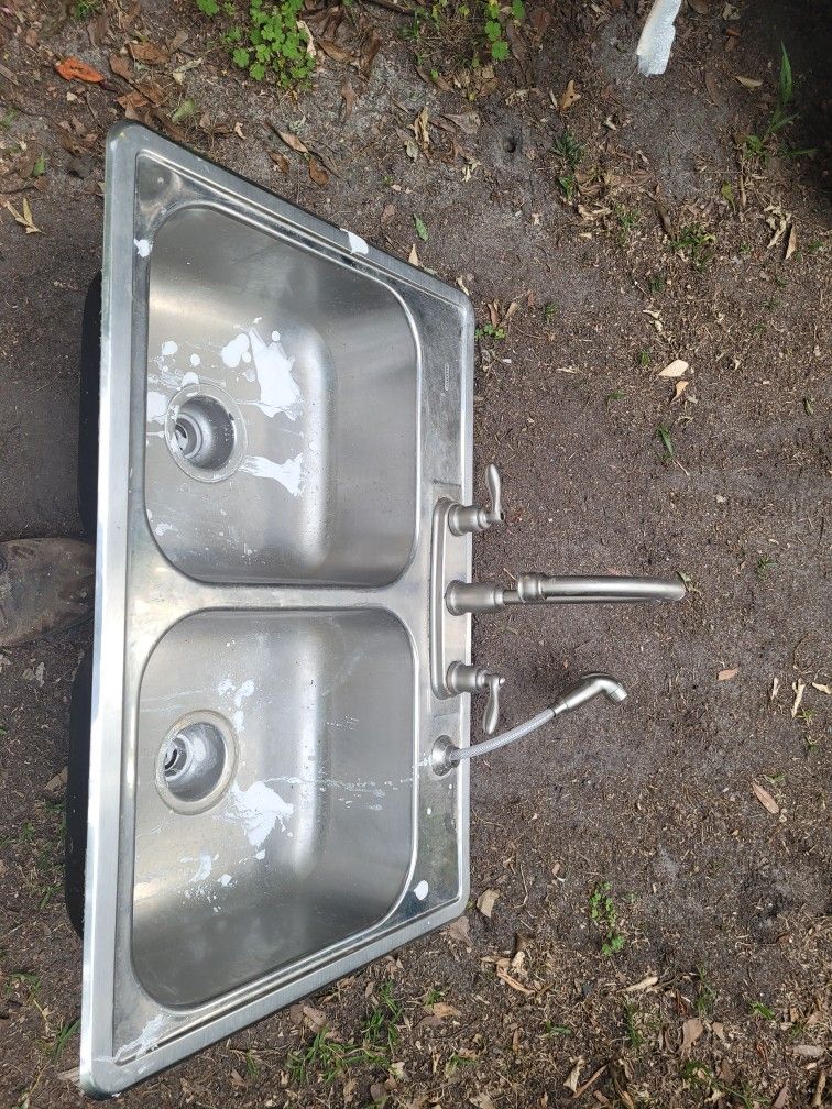 sink and faucet 