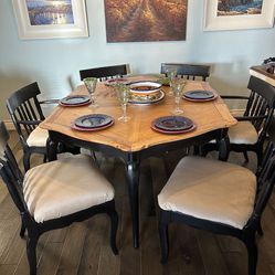 Unique Dining Room, Kitchen Set , Two Leaves, 6 Beautiful Chairs. Like New!