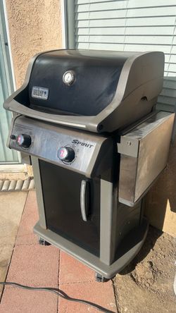 Weber Spirit 2-Burner Gas Grill