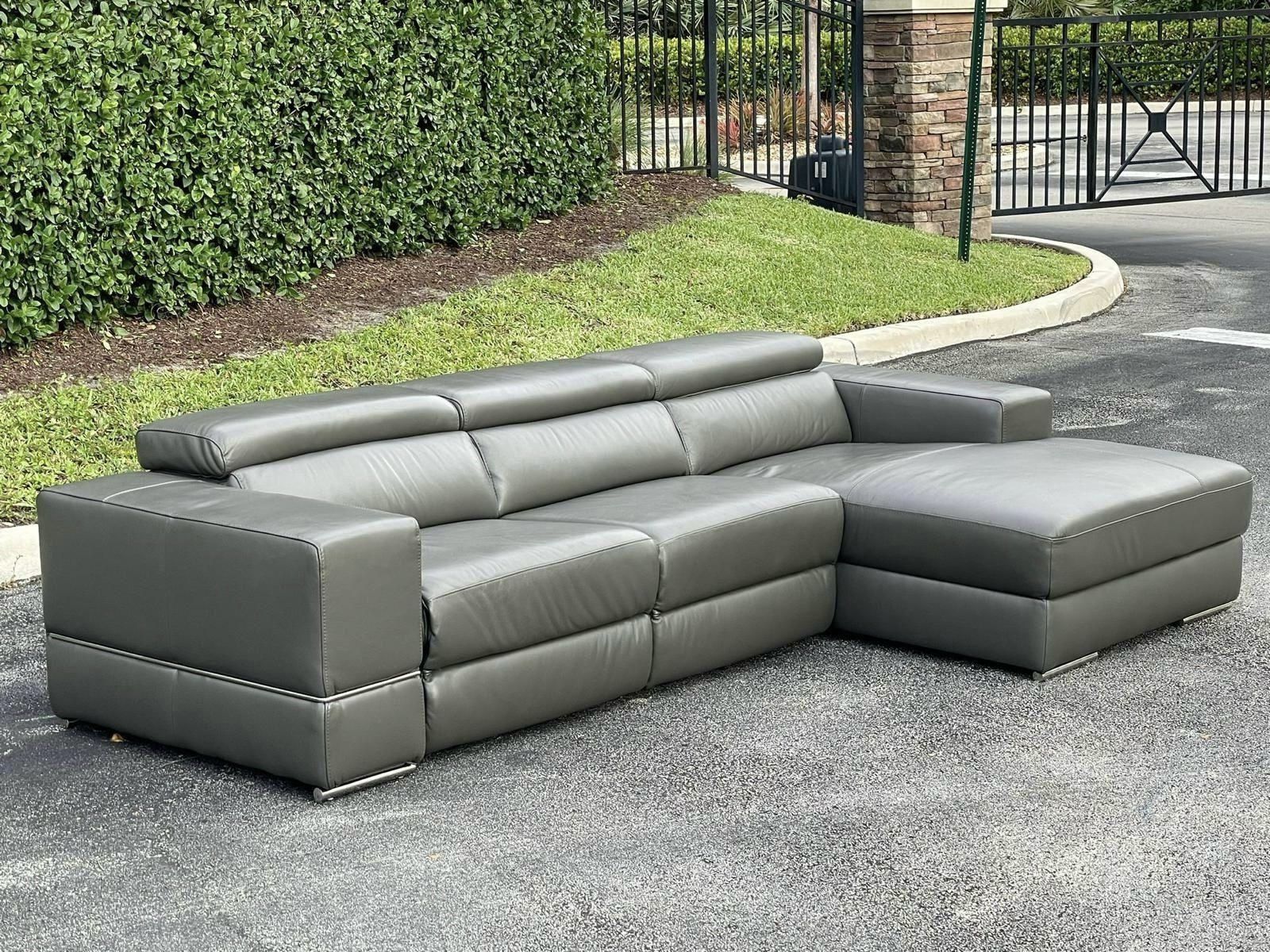 Sofa/Couch Sectional - Recliner - Leather - Gray - Delivery Available 🚛