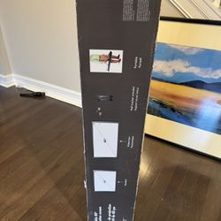 Portable 80 Inch Screen Projector 