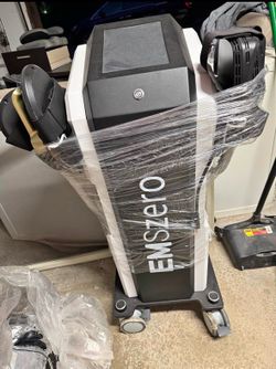 EMZero Bodysculpting machine