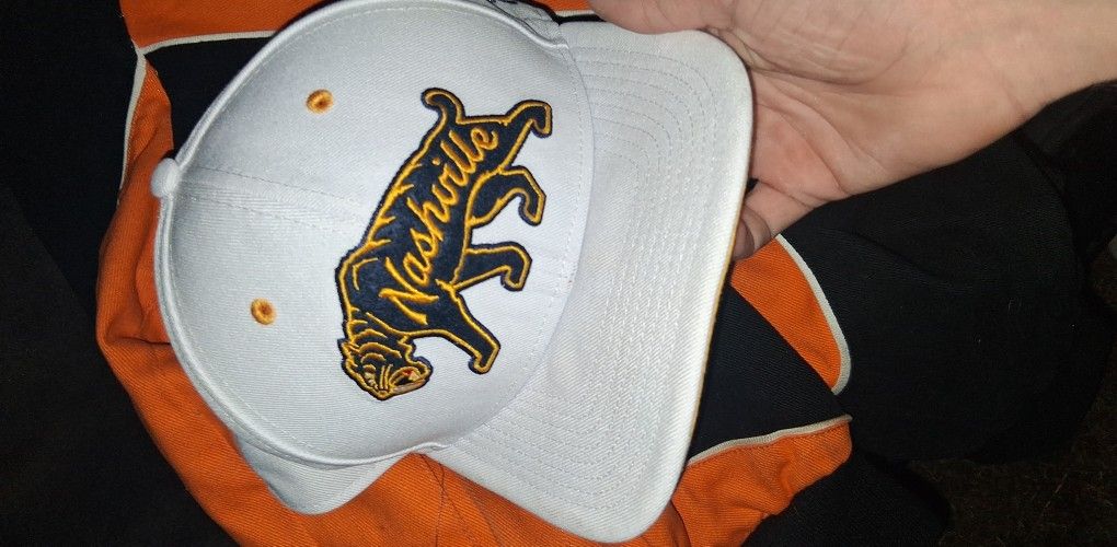Snap Back Hat