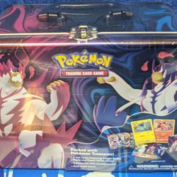 Pokemon TCG Collector's Chest 2021 Lunchbox Tin *With Packs*