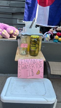 YARD SALE