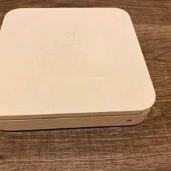 Apple Extreme Base station