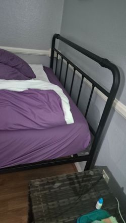 Frame metal bed