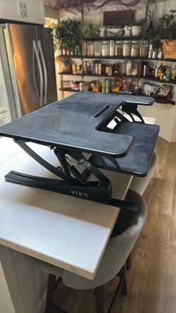 Standing desk