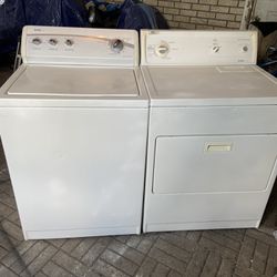 MOVING MUST SELL! SUPER LOAD SIZE  KENMORE WASHER & ELECTRIC DRYER SET. WILL DELIVER FOR FEE! BOTH ARE KENMORES & RUN PERFECTLY! BOTH HAVE BEEN CLEANE