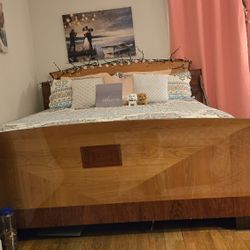 King Size Four Piece Bedroom Set