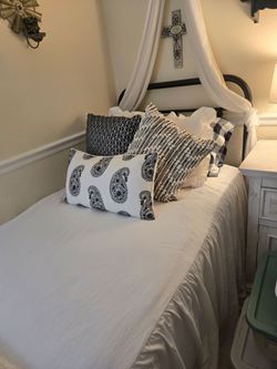 Twin Bed with Mattress