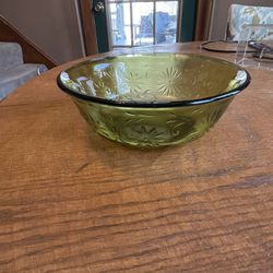 Vintage Ftd Green Glass Bowl 1979