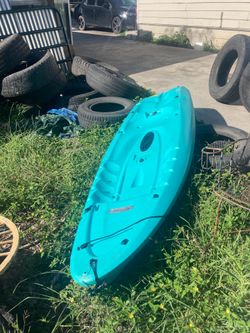 2 person kayak with paddle