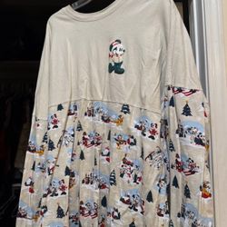 Disneyland Mickey And Friends Winter Spirit Jersey 