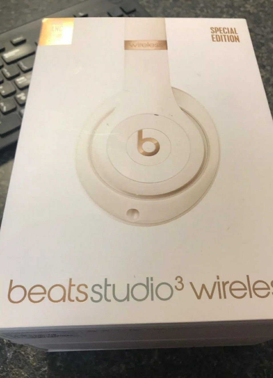 Brand new Beats Studio 3Wireless Headphones Porcelain Rose