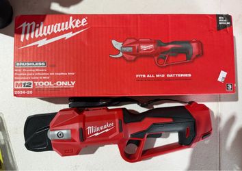 Milwaukee M12 Brushless Pruning Shears Tool Only