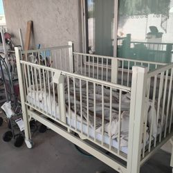 Baby Crib 