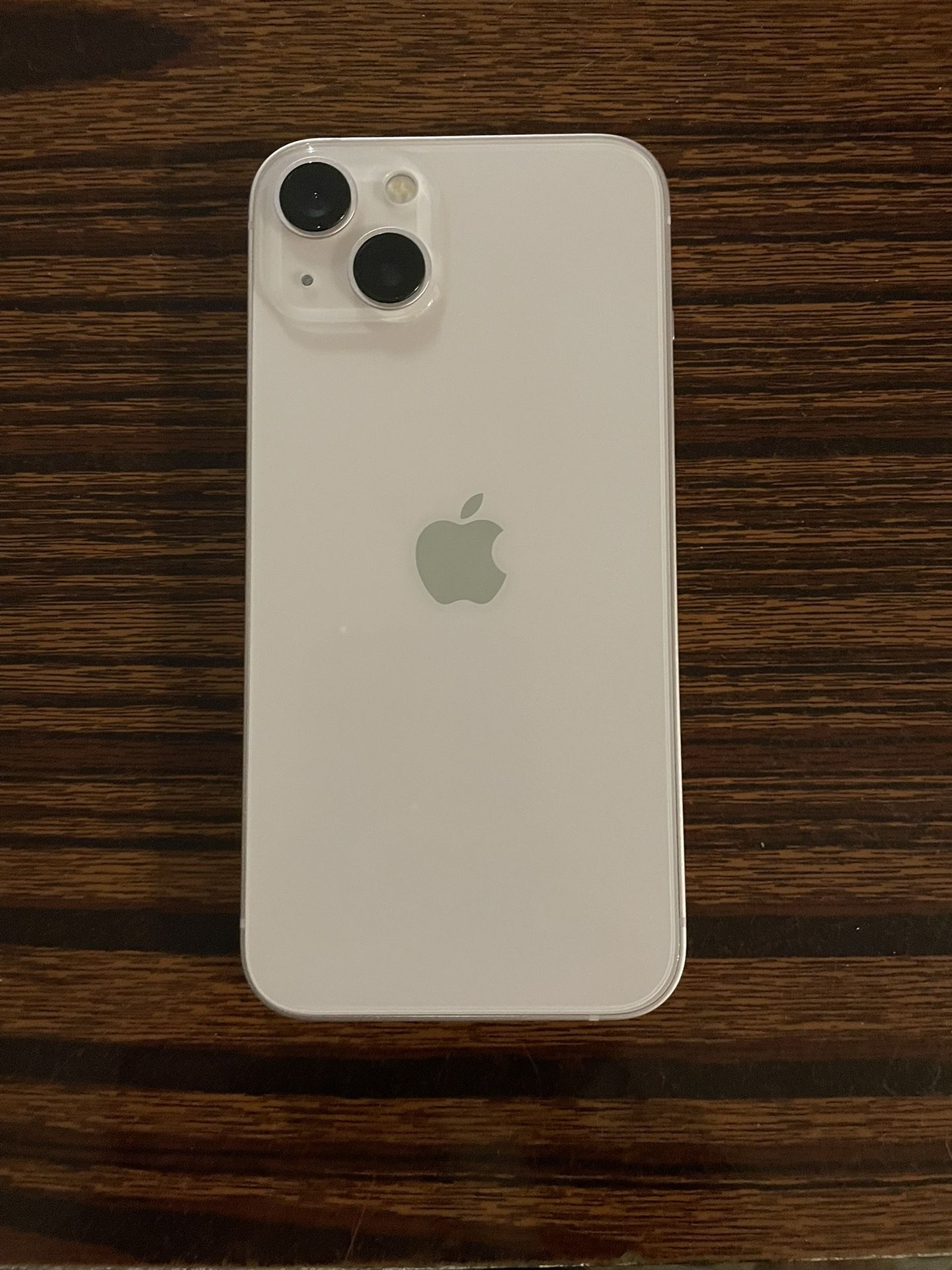 iPhone 13 Got a new phone and needed up Forgetting this iphone password  Great condition Not sure which company it is with or if it’s unlocked  If you