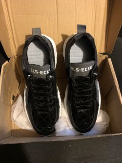 New 11.5 Size  Men Tennis Shoe.  Black Friday $50.00 Till December 1 2025