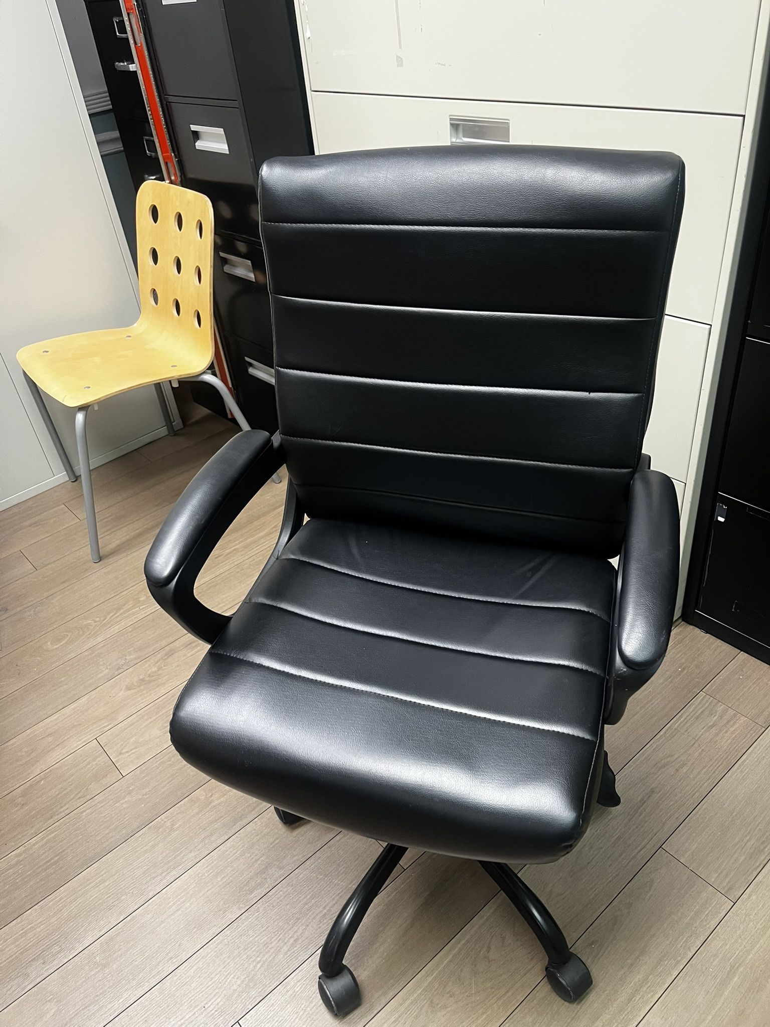 Black Office Chair