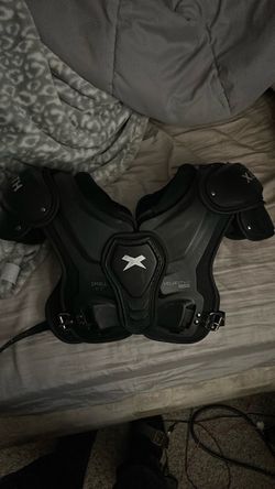 Xenith small 16-17” velocity 2 shoulder pads