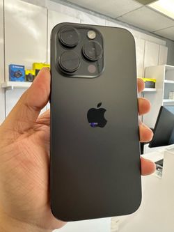 iPhone 16 Pro 256GB Unlocked (Financing Available)