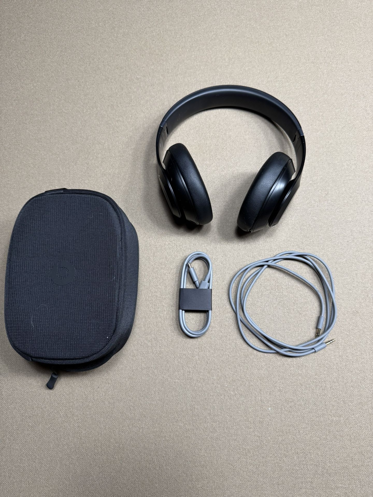Beats Studio Pro
