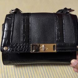 Black leather crossbody bag #leatherbag