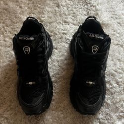 Balenciaga runners size 9  