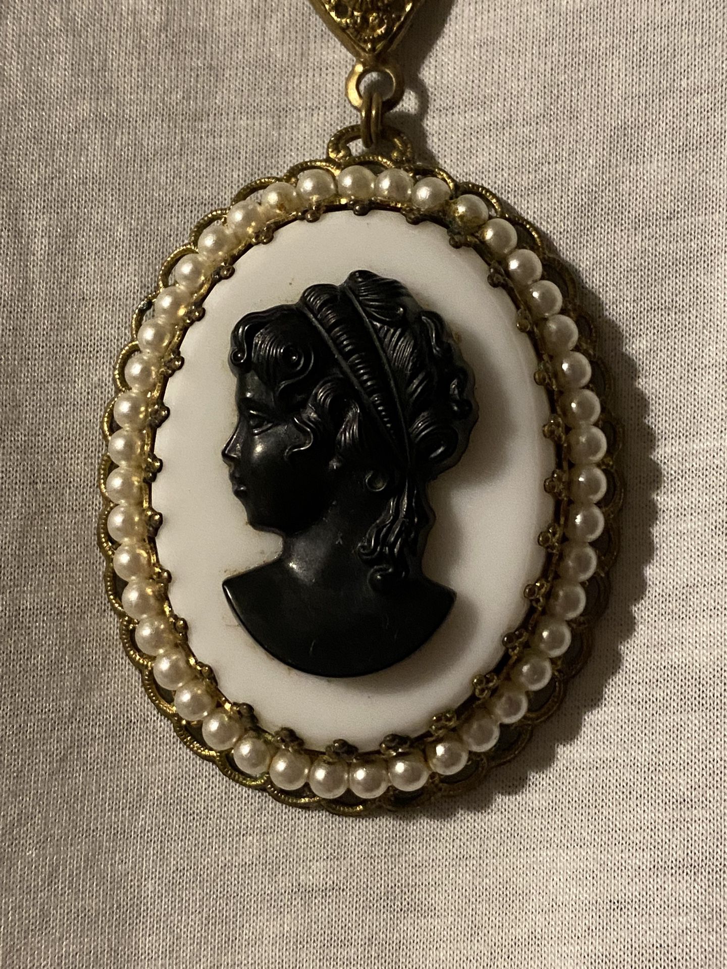 Vintage Cameo Necklace West Germany Filigree Gold Faux Pearl Black White Earring
