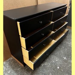Dresser / Eight drawers dresser