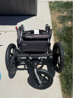 Bob Stroller