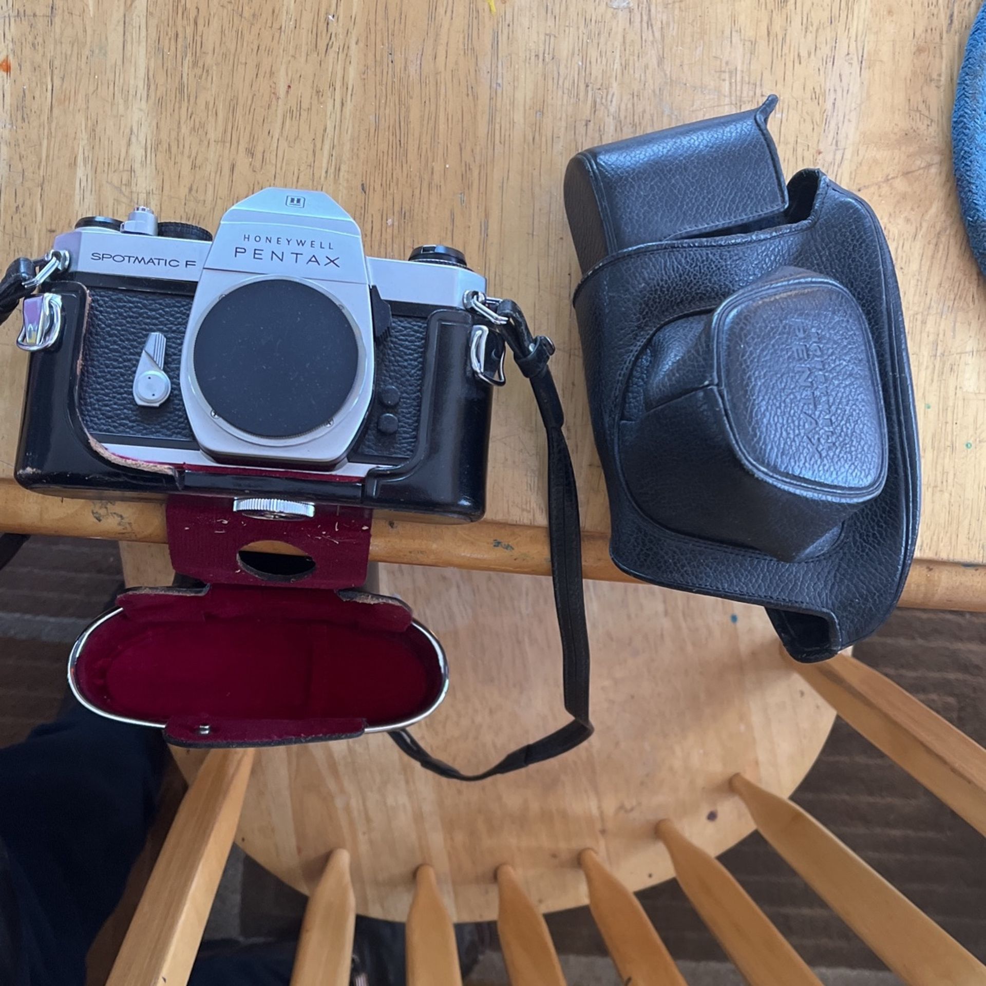 Pentax Spotmatic F 35mm Camera Mint Condition Circa 1974