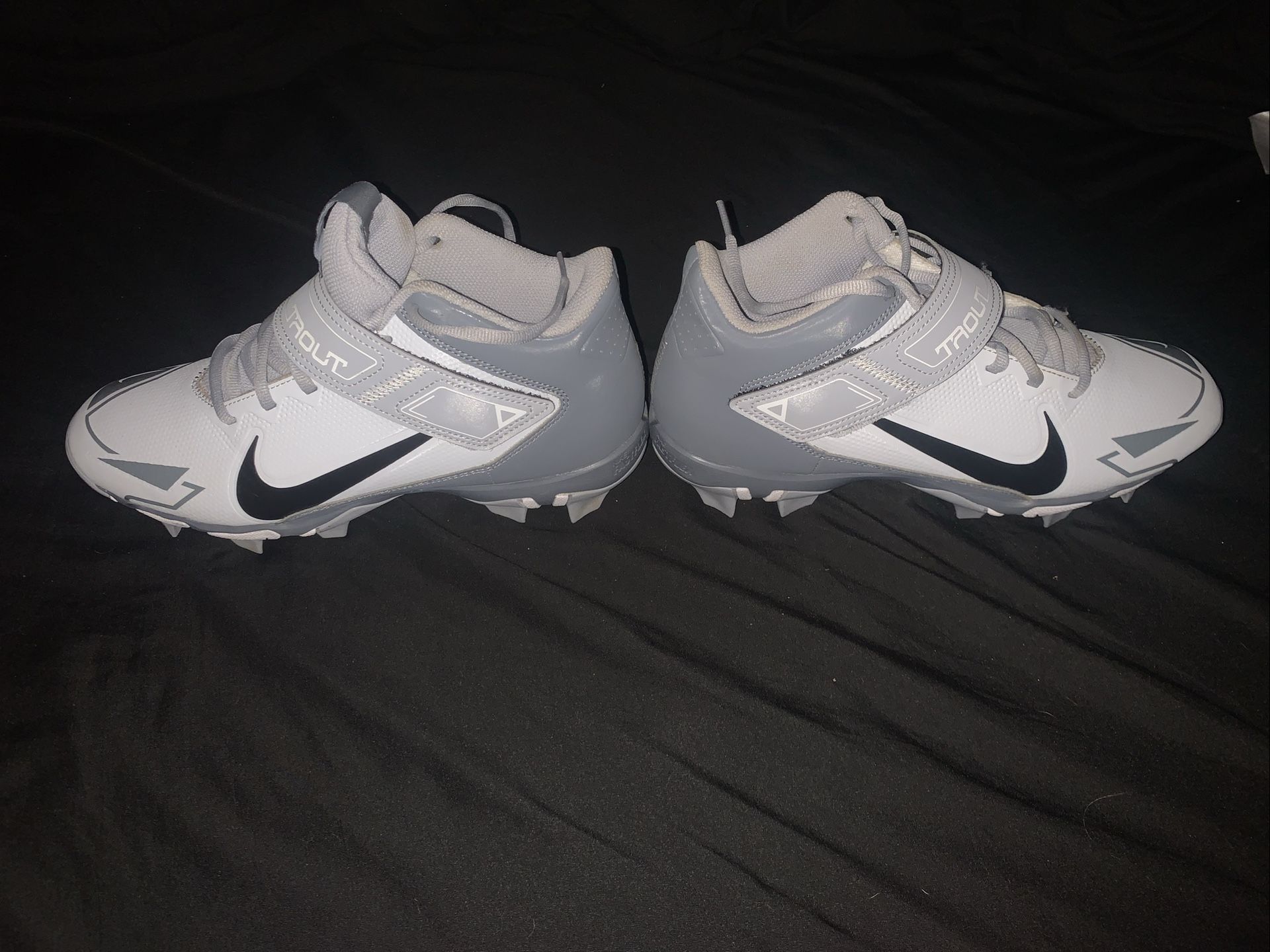 Nike Men’s Baseball Molded Cleats Size 8.5