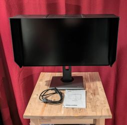 Acer ProDesigner PE270K 27” 4K UHD IPS Monitor – Excellent Condition + Professional Shading Hood
