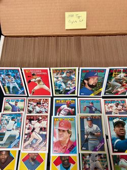 1988 Topps Baseball complete Set of 792 cards.