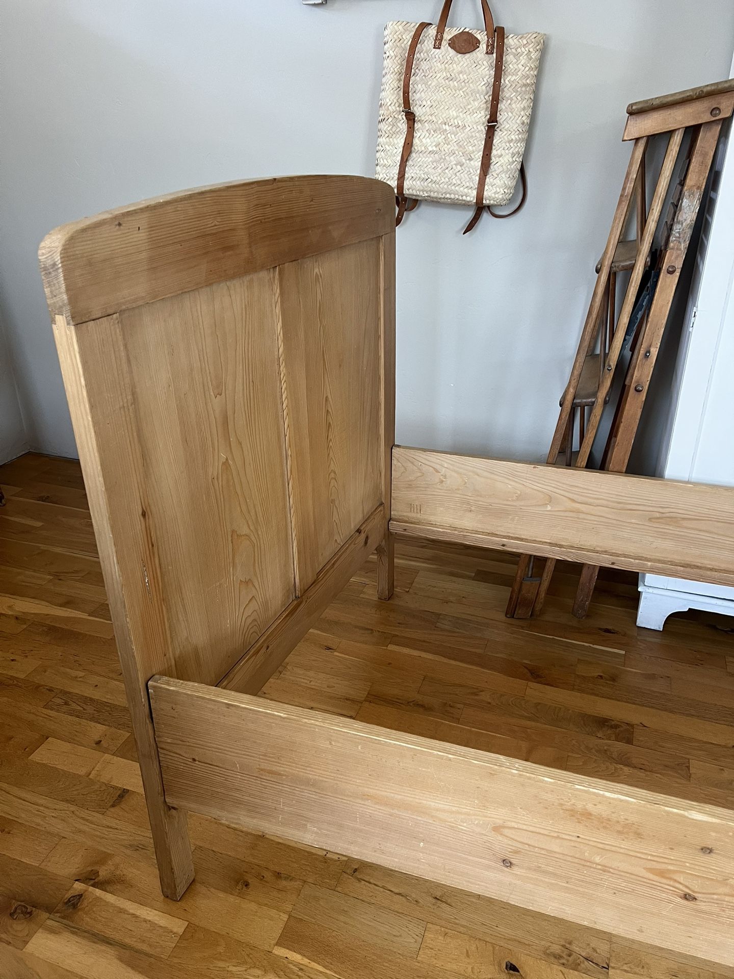 Antique Pine Twin Bed