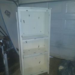 bookshelf 20$