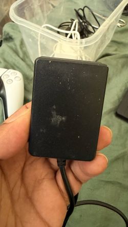 Power brick (b)