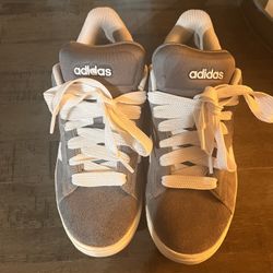 Grand Court Alpha 00s  9 1/2