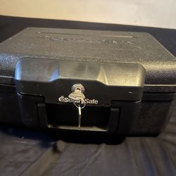 SentrySafe Fire/water Chest Safe Brand New