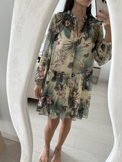 Woman’s Dress