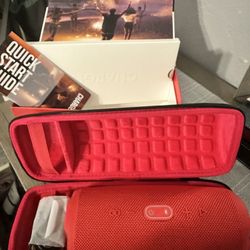 CHARGE 5 JBL Bluetooth Speaker With Carry On Case