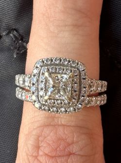 Natural Diamond 14 Ct Princess Cut Ring Set