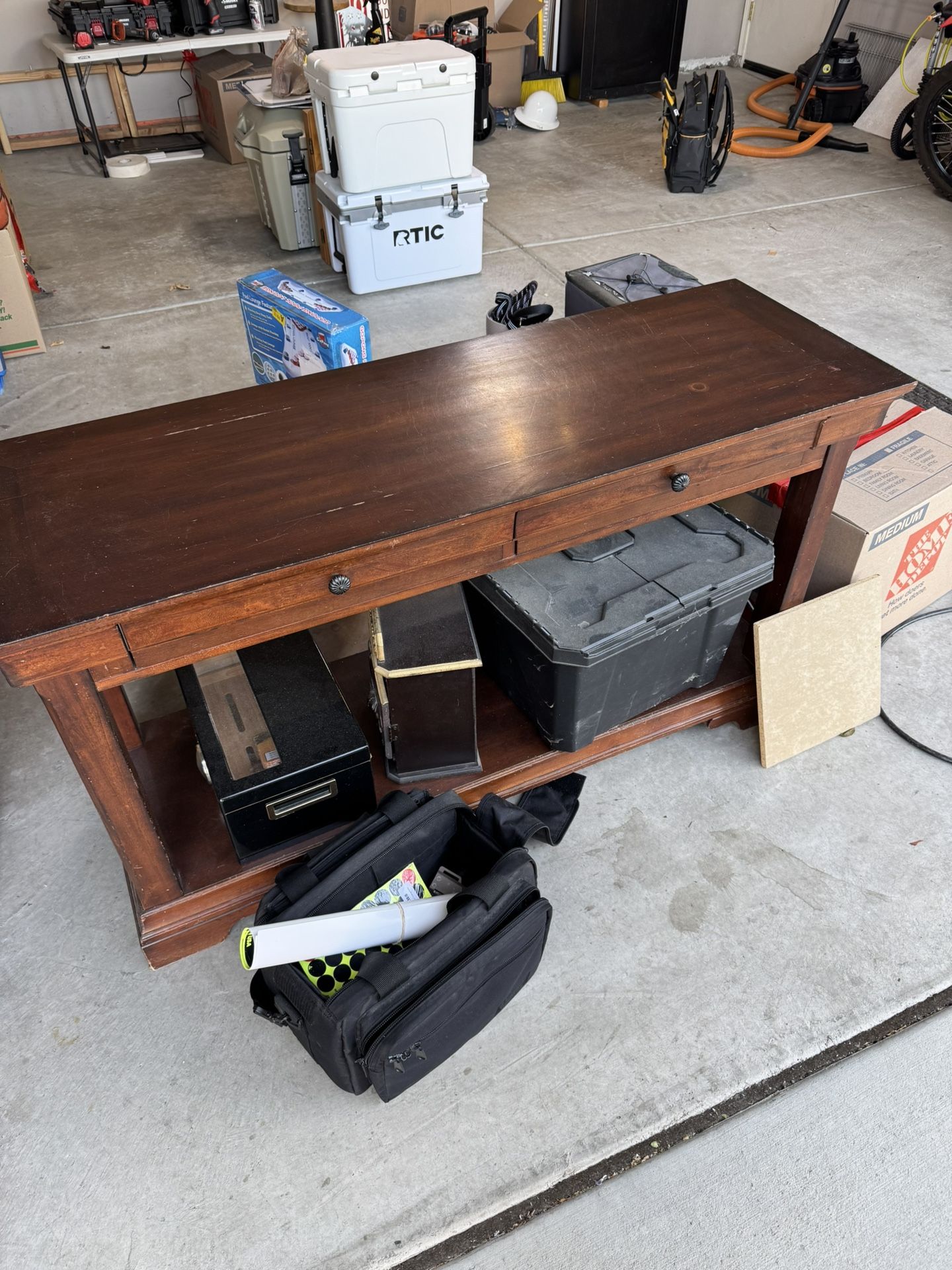 Credenza