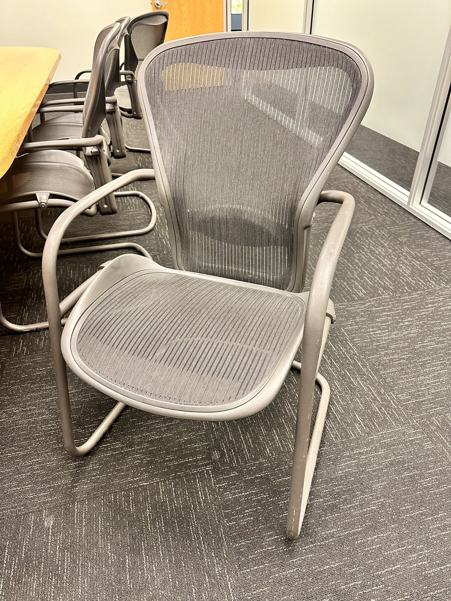 Herman Miller Aeron Side Chairs Size B