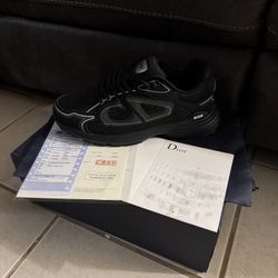 Dior B30 "Black"